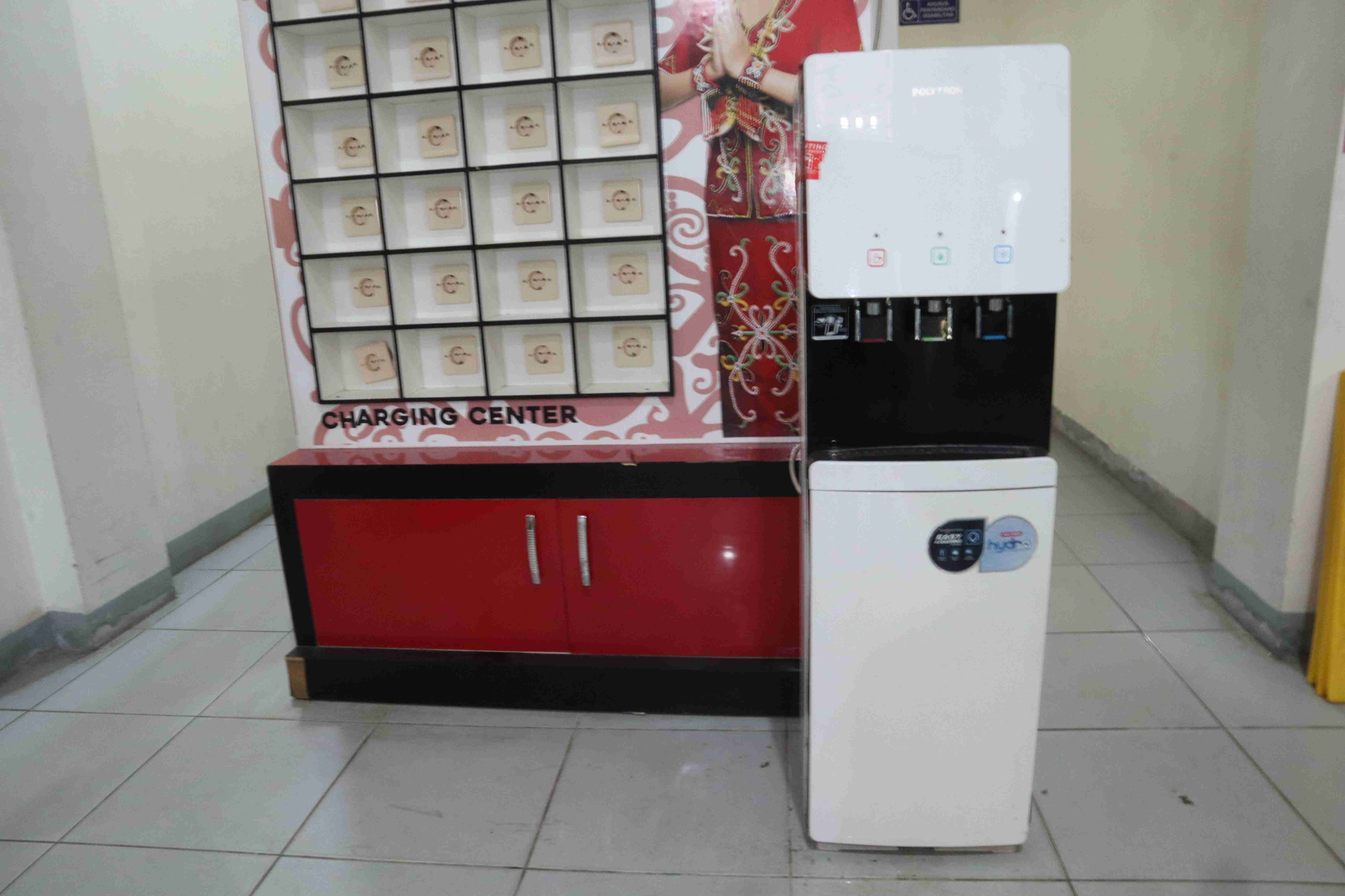 Charging & Water Station
