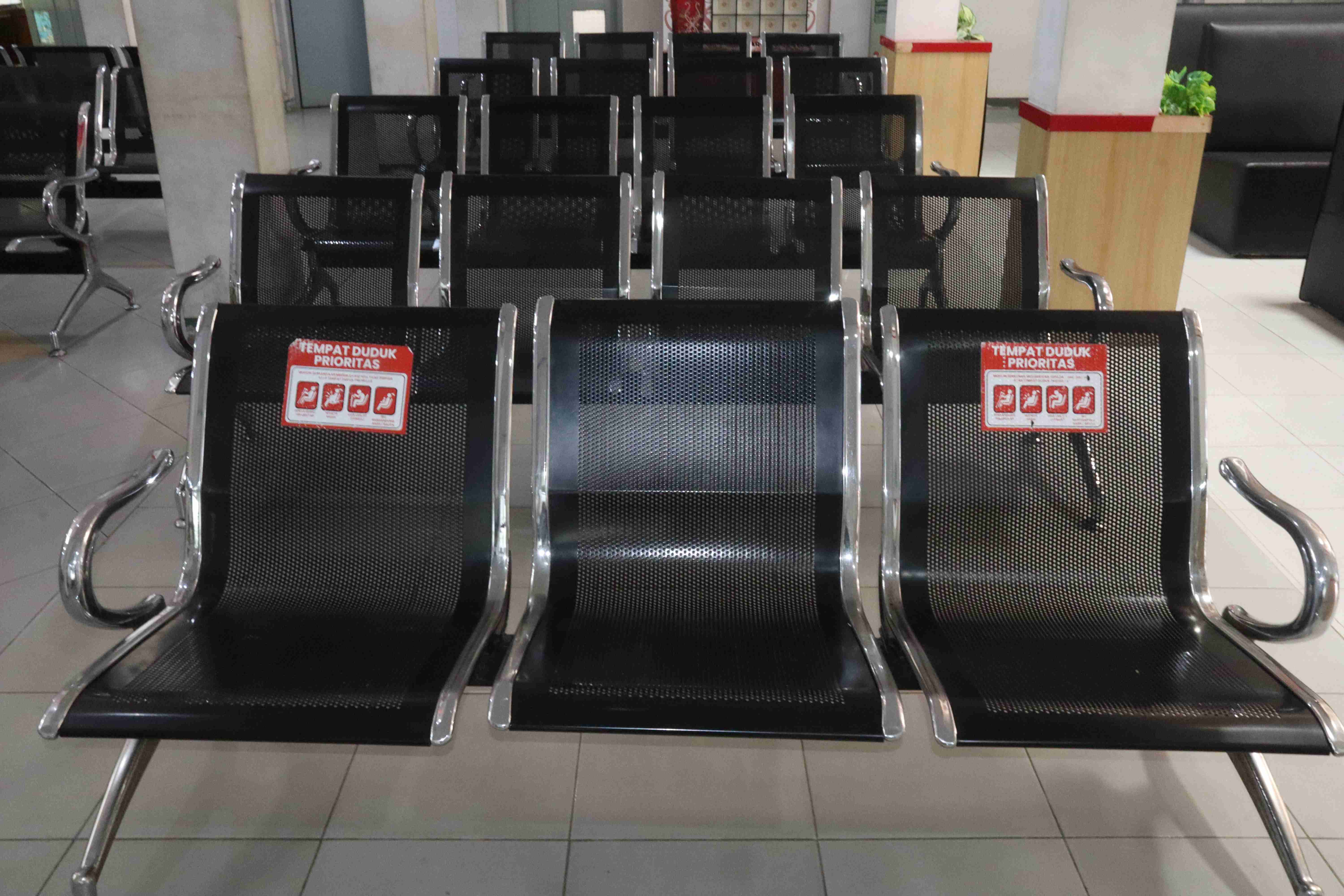 Kursi Tunggu Prioritas